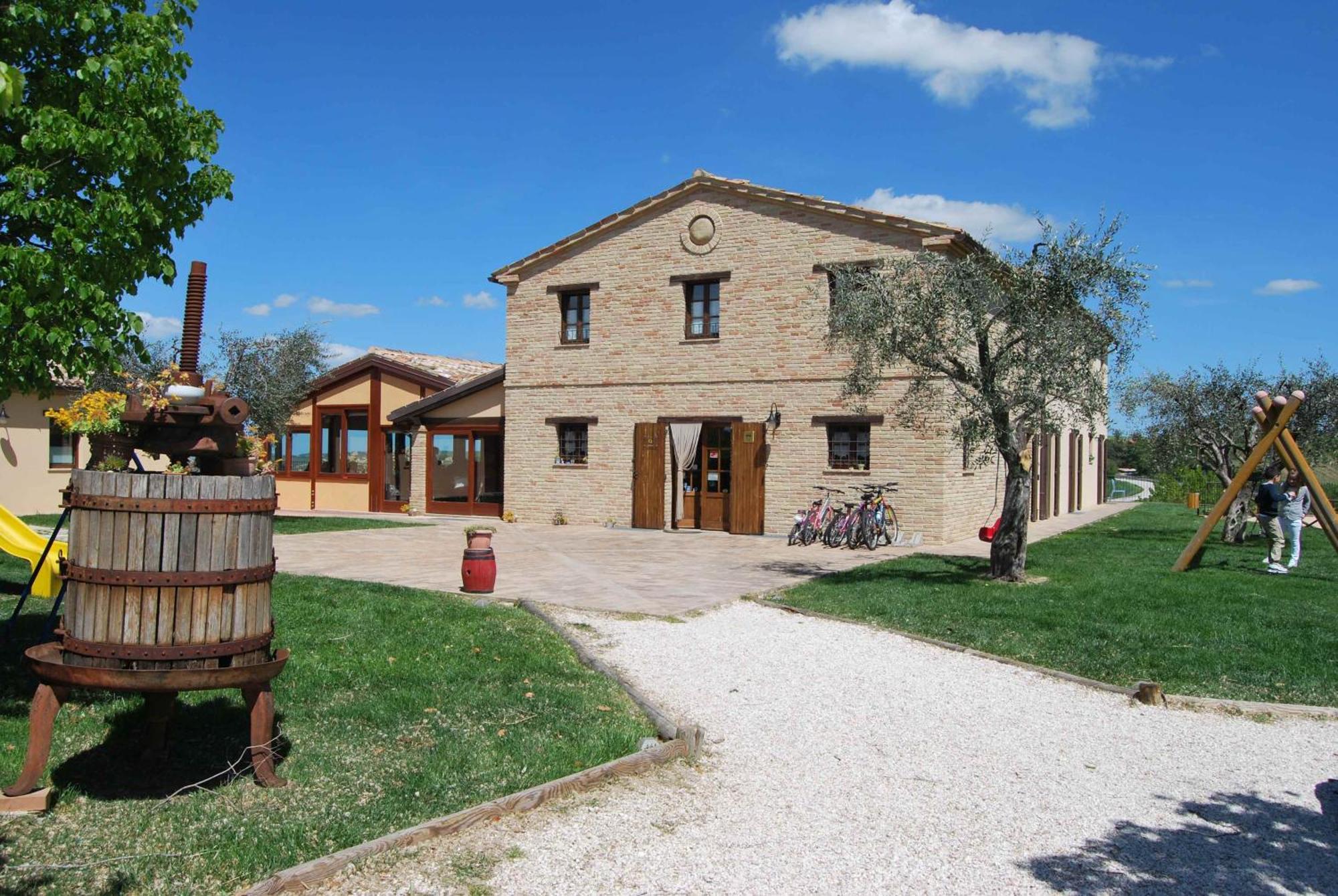 Cadabò Vila Montecarotto Exterior foto