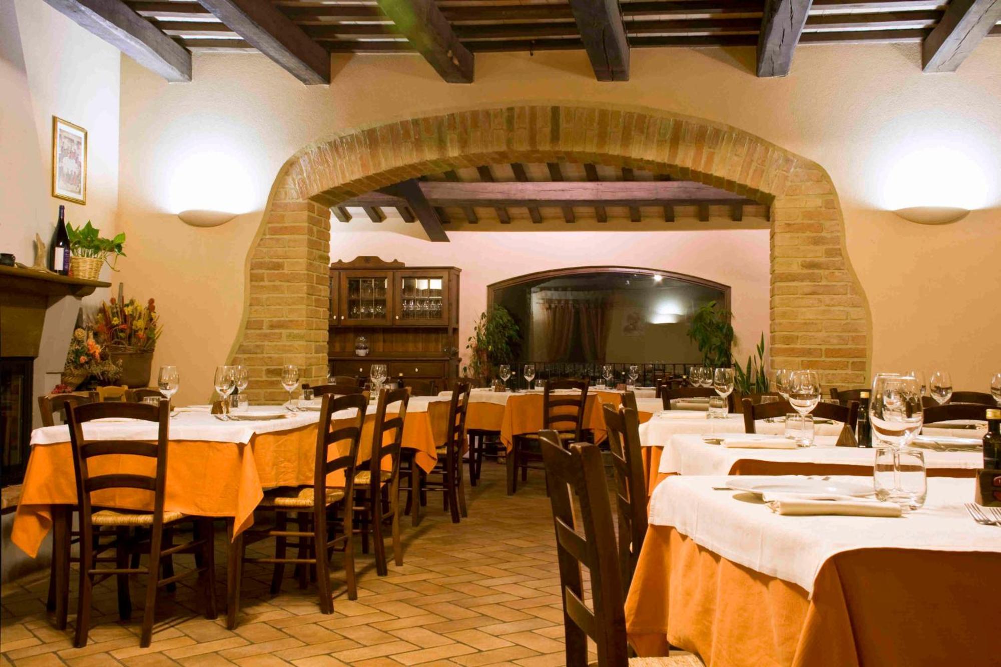 Cadabò Vila Montecarotto Exterior foto